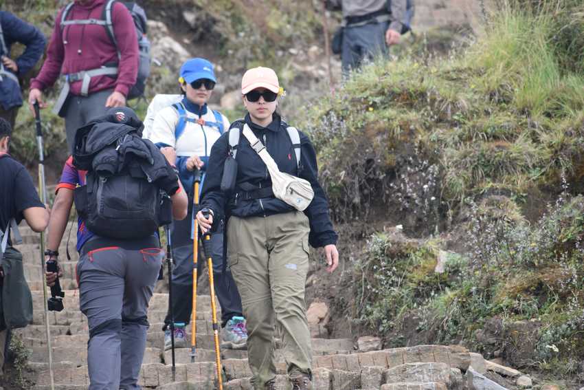 Mardi Base Camp Trek - Explore With Pratap 8